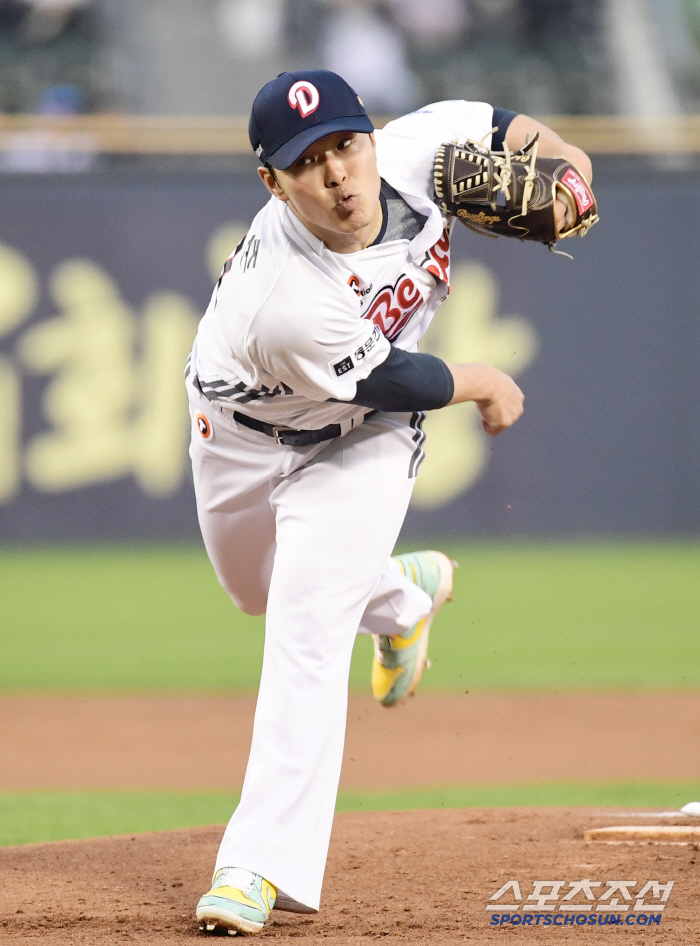 고효준 147km 낭만 포효 → 김택연 2점차 충격 블론.. 두산, 다 …