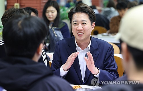 이준석 "한덕수와 대화는 해보겠지만 빅텐트 응할 생각 없어"