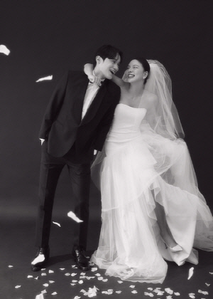 전 수영 국가대표 박선관, 사진작가와 3일 웨딩마치