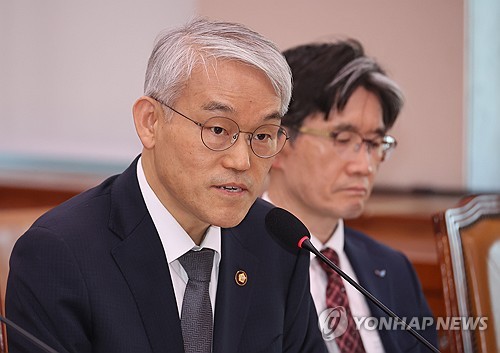 법원행정처장 "최고법원 판결 존중해야…헌법·법률 따라 처리"