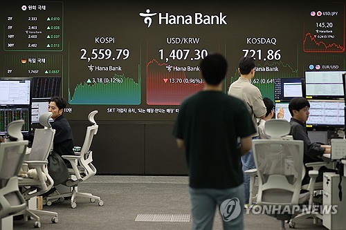환율, 미·중 갈등 완화 기대에 15.7원 하락…계엄 후 최저