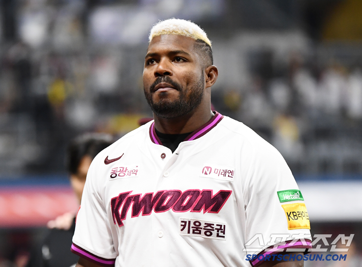 "어깨 통증 없다" 푸이그 돌아온다! '순위도, 팀 타율도 꼴찌' 키움 …