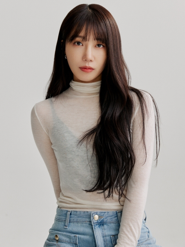 정은지, '14년 인연과 이별'하는 법...