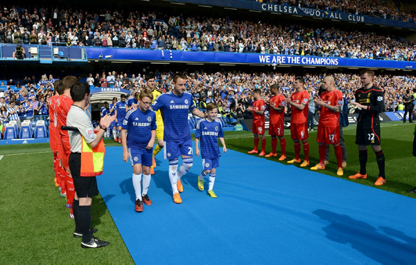 "박수는 내 운명" 첼시 눈물 삼키고 英 전통 지킨다…'EPL 우승'리버…