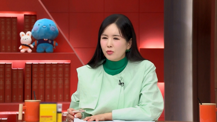 '스펙왕' 전현무, '연세대 엘리트 동문' 만났다..."학교 같이 다녔네…