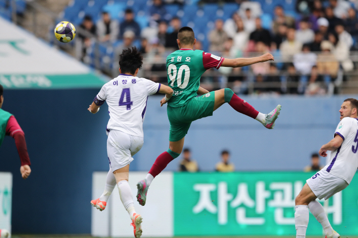 미쳤다! 대전 18세 준프로 데뷔전 골 폭발! 샤프 계보 이을 재목 드디…