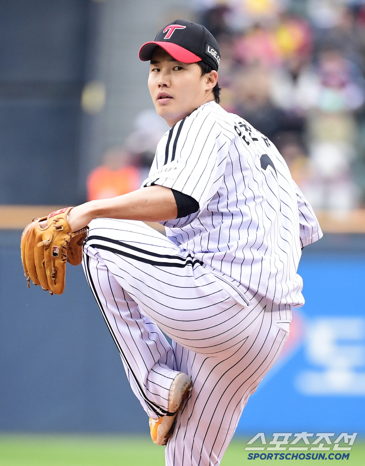 LG 1위 사수 성공! 'No.1' 임찬규로 김광현 잡았다! → SSG …