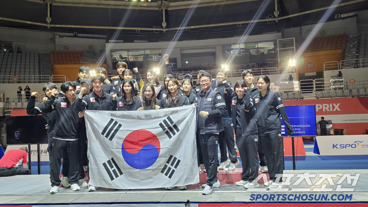 '여자 오상욱'으로 불렸던 전하영,SKT그랑프리 女사브르 사상 첫우승 역…