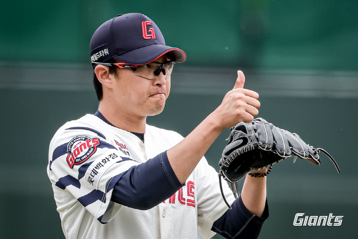안경에이스 빗속 강림! 7이닝 무실점 쾌투 → 3연패 탈출 → 다승 선두 질주…롯데, SSG에 6대0 완승 