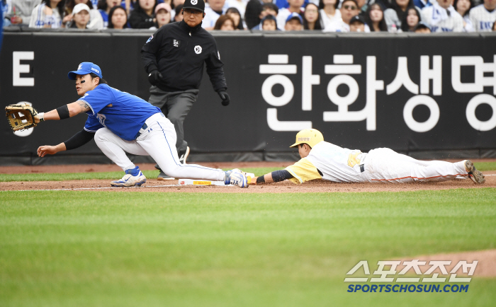 류현진, 원태인 제압, 한승혁 7년만 세이브 '최강방패' 한화 또 8연승…