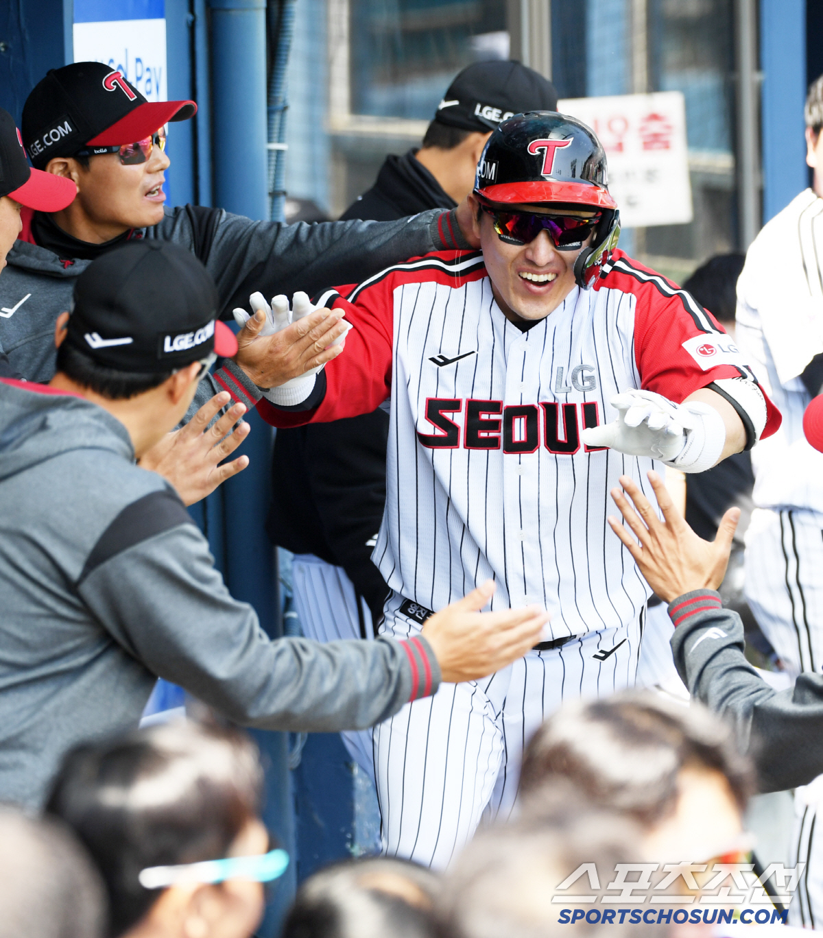 22경기서 11번 밥먹듯 치던 10+ 안타. 14경기 동안 0번. 홈런으…