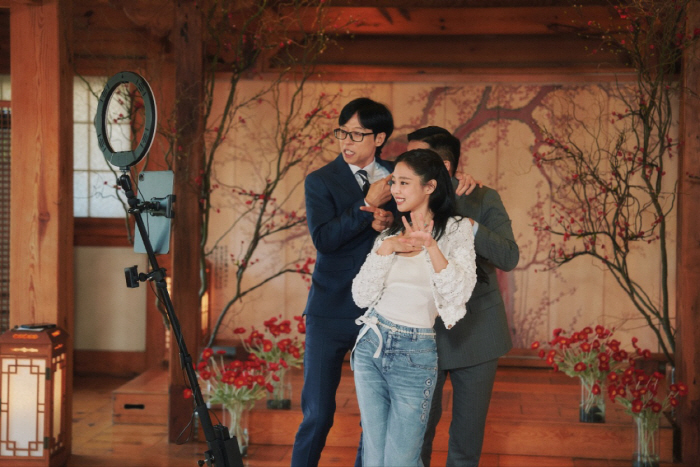 제니 "7월 블랭핑크 다시 뭉친다" 깜짝 공개..6년간 YG연습생 시절까…