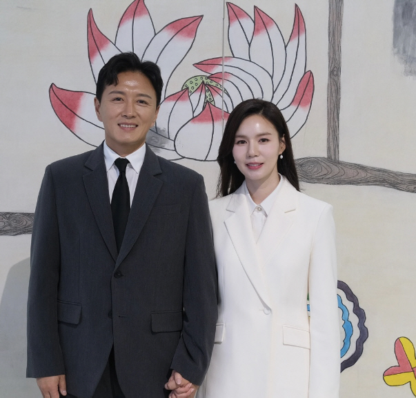'박시은♥' 진태현, 갑상선암 투병 고백.."꼭 수술을 해야한다, 아내 …