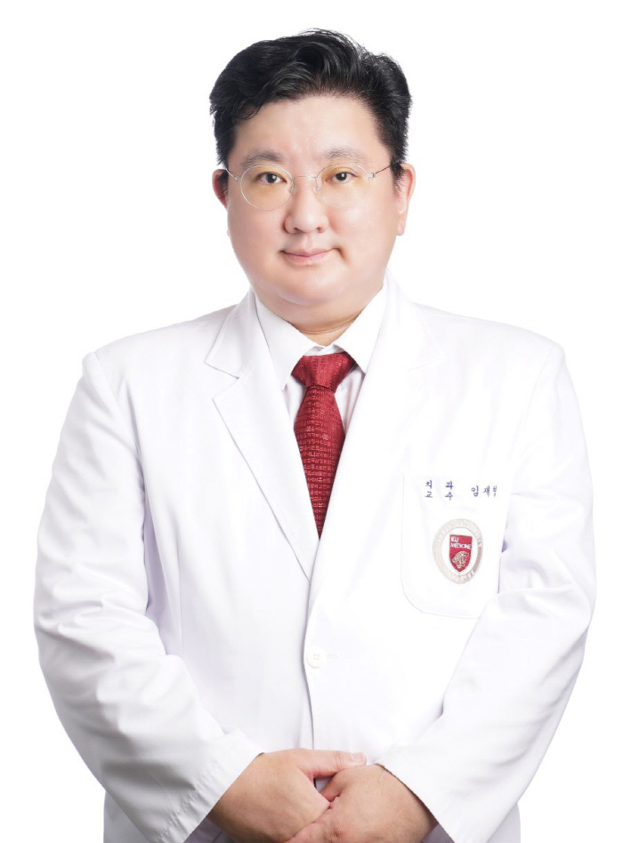 치아가 더 있는 '과잉치', 제때 치료하지 안 하면 입속 '시한폭탄'