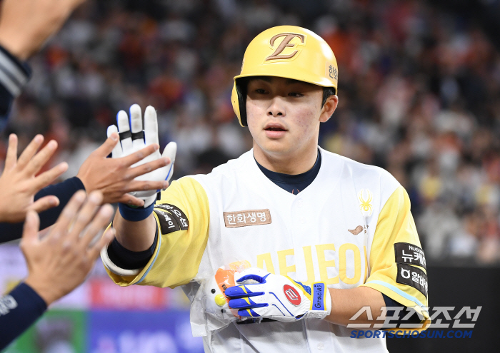 홈구장까지 도왔다…이틀 만에 홈런 폭발→개인 커리어하이! 20년 만에 9…