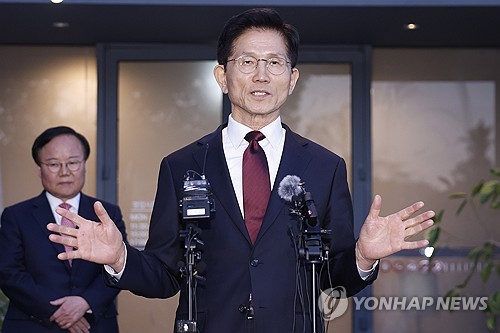 '시간은 내편 여론은 내편' 대치…金-韓, 배수진 치고 맞불압박