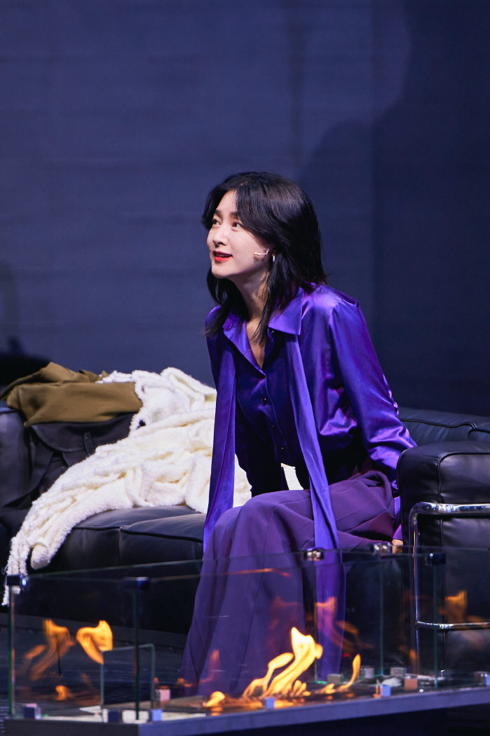 이영애의 '헤다 가블러' 7일 개막..커튼콜까지 눈을 뗄 수 없는 존재감