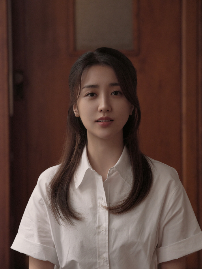 박하선 연극 '바닷마을 다이어리' 첫 무대부터 전석 매진..지방공연도 이…