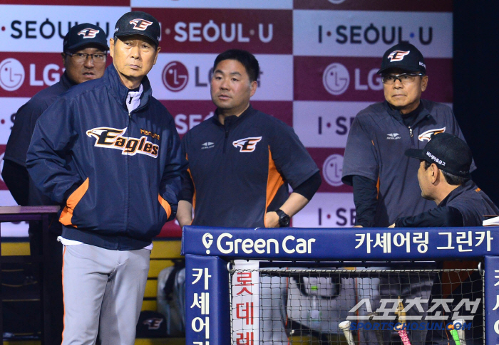 이범호→금동 보살→신구장 9연승, 서글펐던 "한화라서 행복합니다"가 진짜…