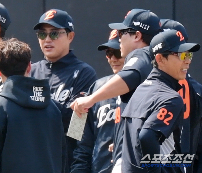 이범호→금동 보살→신구장 9연승, 서글펐던 "한화라서 행복합니다"가 진짜…