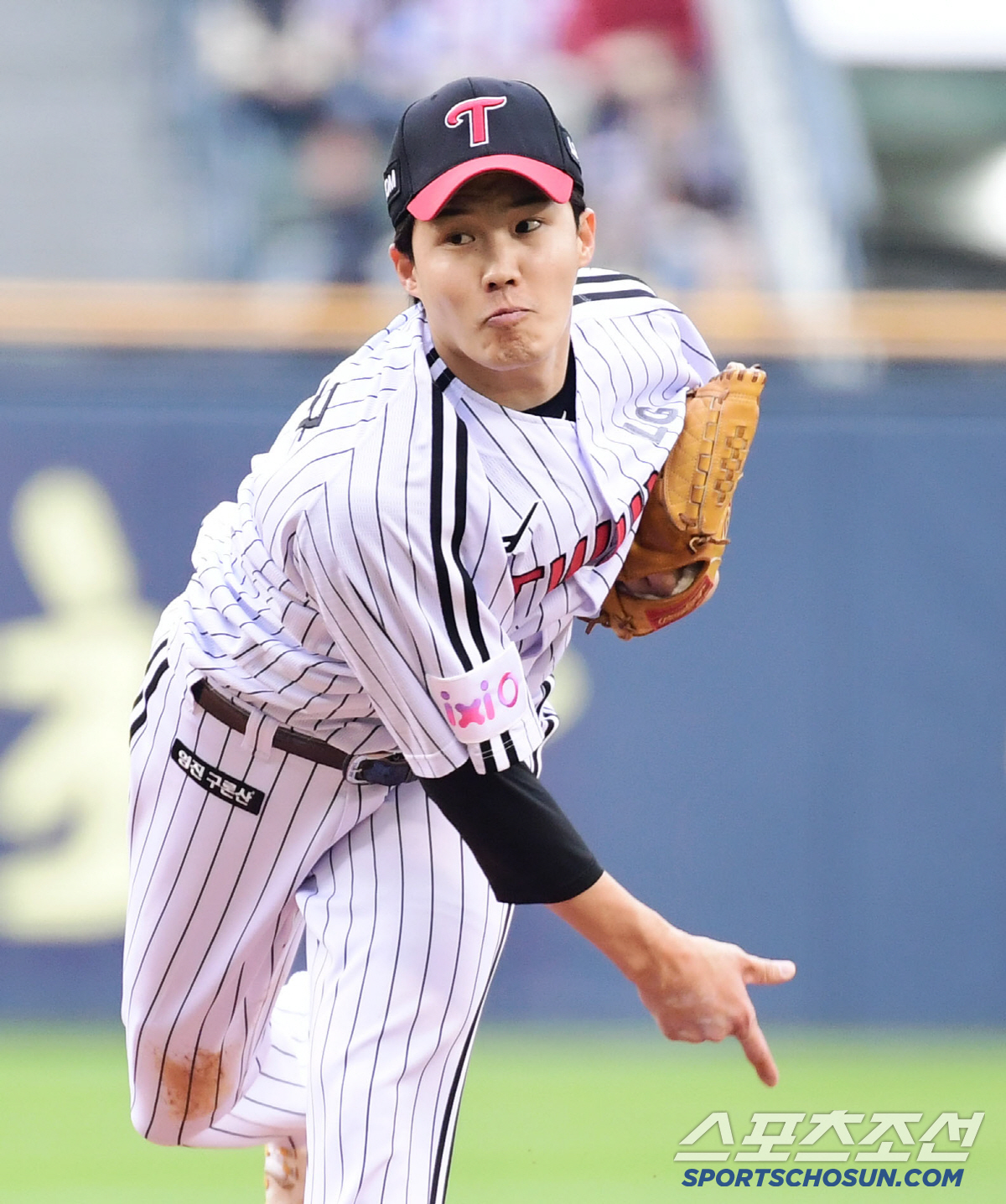 2위 추락 긴박한 상황에서 염갈량은 굳이 대체 선발 올렸다. 선발진 하루…