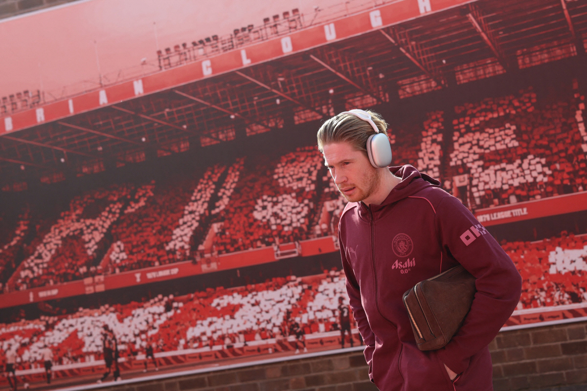 대반전! 1티어 매체 "리버풀, 더 브라위너 영입 제안한 적 없어"...…