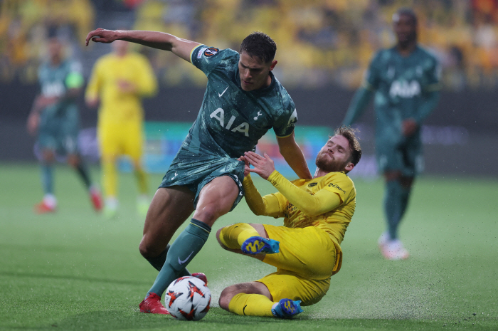 '이기면 대박, 지면 쪽박. 흥미롭네' 한국 팬덤 1, 2위&EPL 15…