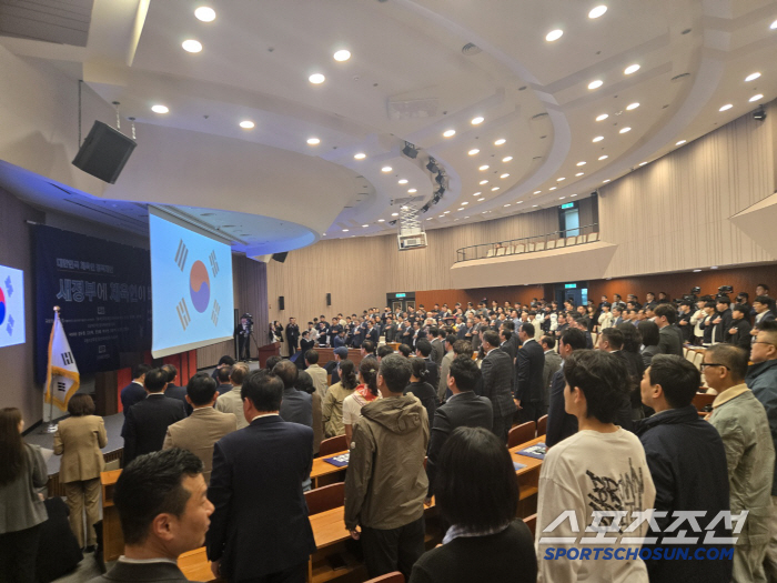 "새정부에 체육인이 바란다" '우생순 레전드'임오경 의원 주도 체육정책 …