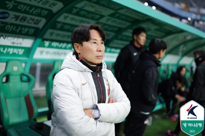 '슈팅 1회' 대전, '슈팅 23회' 서울 0대0 무승부…'에드가 자책골…