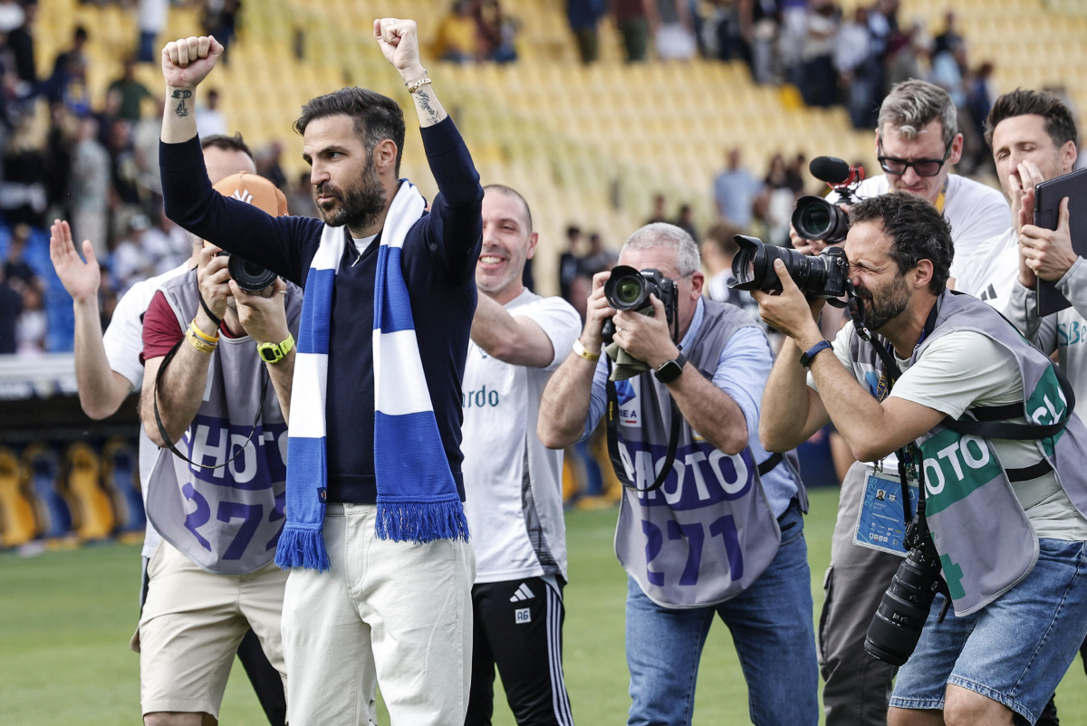 레버쿠젠, '레알행 유력' 알론소 보내며 157억원 받는다...'대체자' 파브레가스 영입에 '재투자' 유력