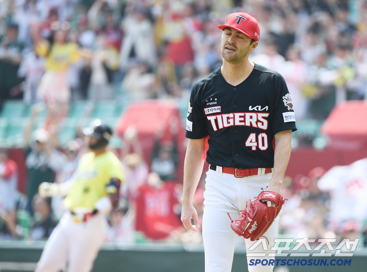 "최고 투수"라 경계했는데…KBO 입성 후 이런 적은 없었다, ERA 1…