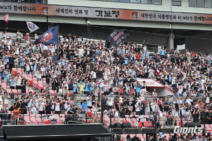 부산갈매기 4연승 고공비행! '전준우 4타점 불방망이 → 박세웅 8승+다…
