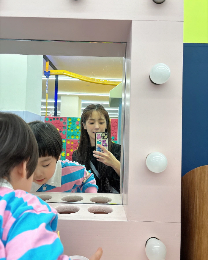 "언제 이렇게 컸어"..문희준♥소율 딸 희율, 벌써 숙녀티 나는 '훈훈'…