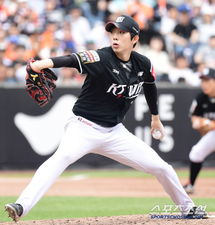'7홈런 나승엽 → 베테랑 정훈' 4연승 롯데, 22세 어린 선발 위한 …