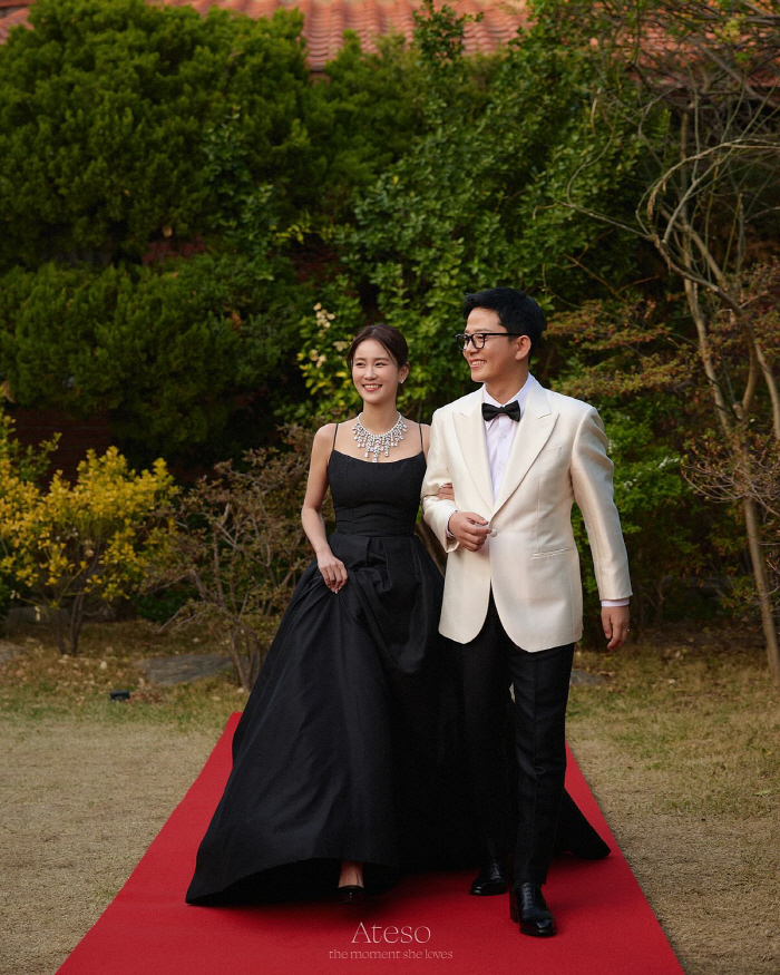 애기들도 총출동…김준호, ♥김지민과 '재혼 웨딩화보'서 위고비로 리즈 갱…