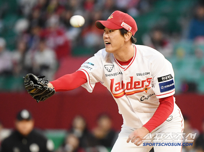 '500홈런은 다음 기회' 그래도 웃었다! 김광현, 양현종 명품 좌완 대…