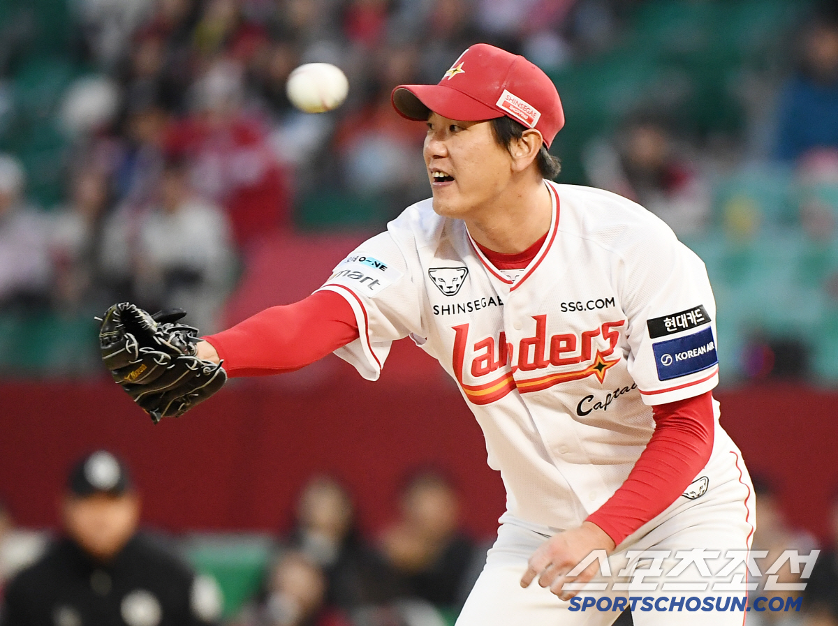 '500홈런은 다음 기회' 그래도 웃었다! 김광현, 양현종 명품 좌완 대…