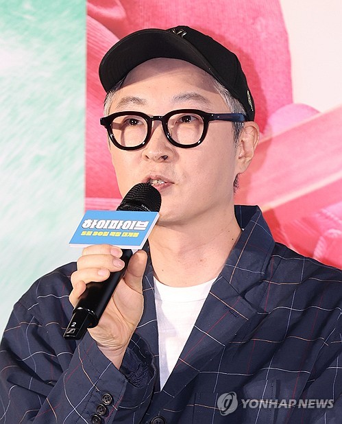 강형철 감독 "유아인 논란, 없었으면 좋았을 일…편집은 안 해"