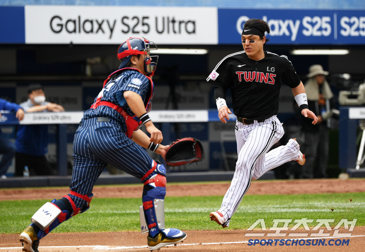 '박해민도 놀란 박동원의 질주' 더블헤더 포함 3경기 27이닝 소화한 포…