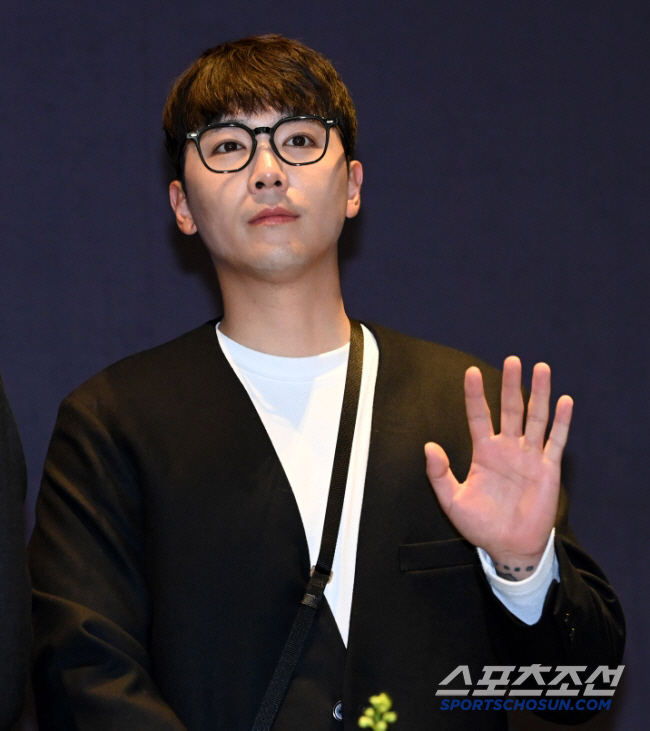이홍기, 아이돌 포기한 더럽고 자유로운 일상 "김희철보다 강적"[SC리뷰…