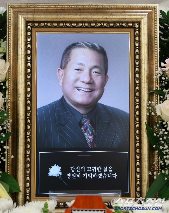 '뽀빠이' 故이상용, 병원 다녀오다 쓰러져..오늘(12일) 발인 '유족들…