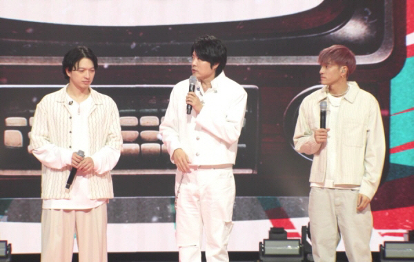 Y2K, 23년 만에 첫 완전체 무대..한일합작 슈가맨 소환 ('한일톱텐…