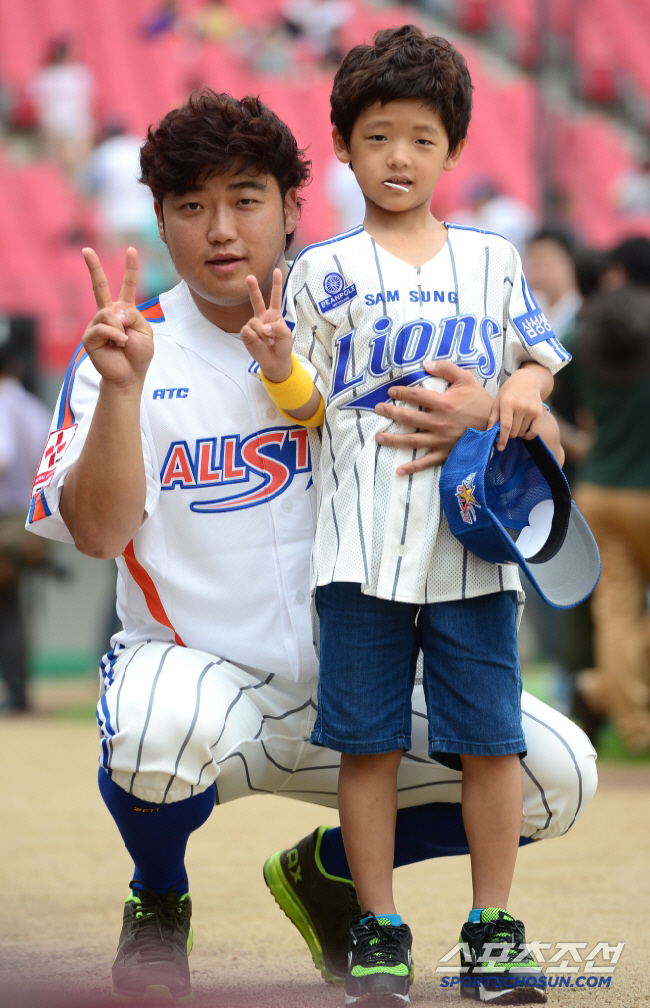 '이도류' 김성준 빠지는 드래프트, 155km '박석민 아들'이 전체 1…
