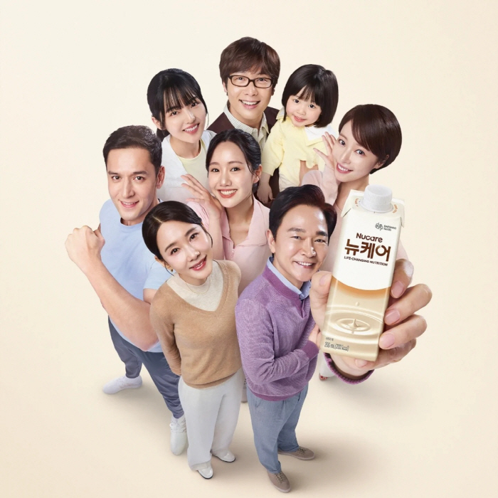 '지붕킥' 사망 엔딩은 가짜였다…황정음♥최다니엘, 딸까지 둔 '진짜 결말…