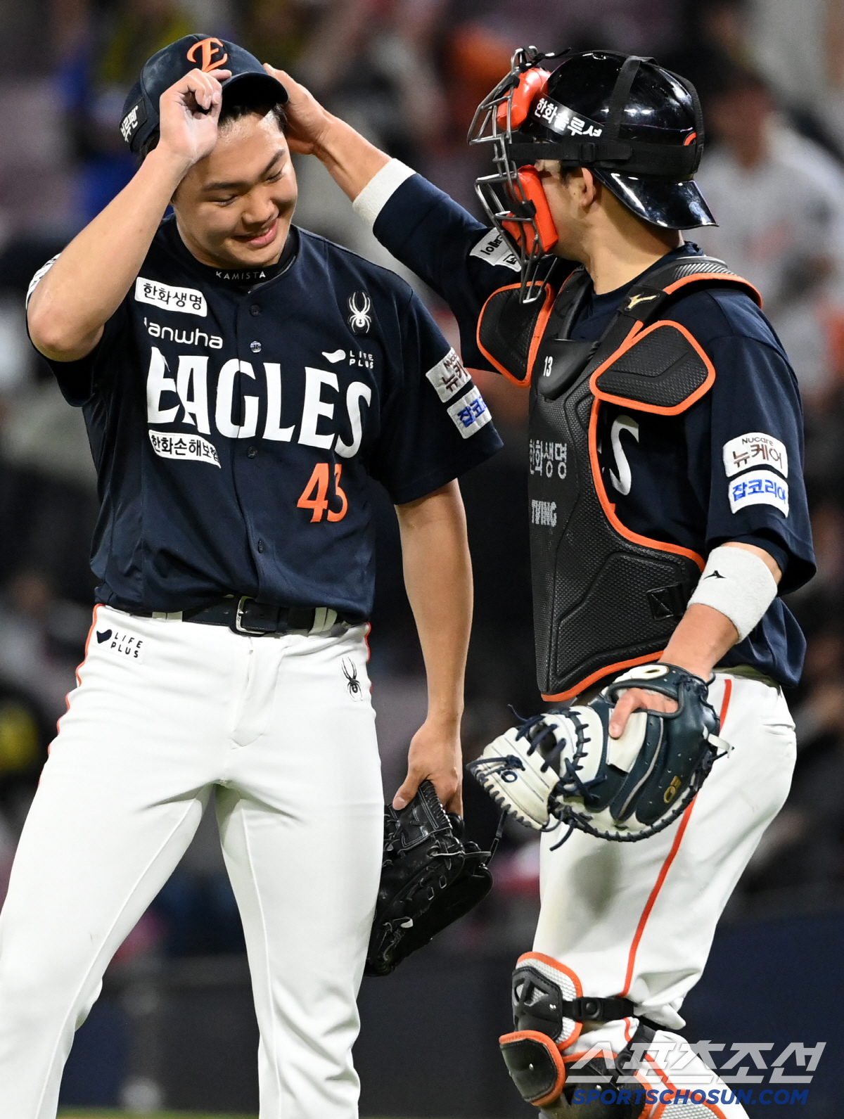 "내가 책임질게, 그냥 맞으라고" 이런 포수 있으니…'젊은 피'는 성장한…