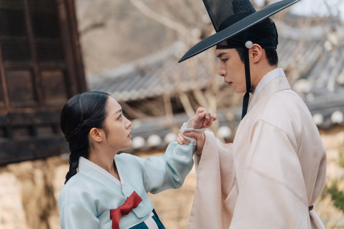 [SC현장] '넉오프' 대신 택한 '탄금'…조보아X이재욱, K-사극멜로 …