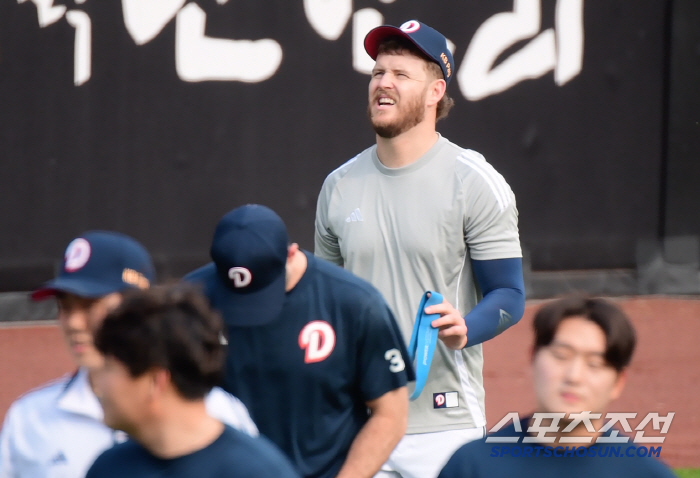 '어깨빵' 사과한 콜어빈, 다시 웃으며 회복 훈련 소화 [대전 현장]