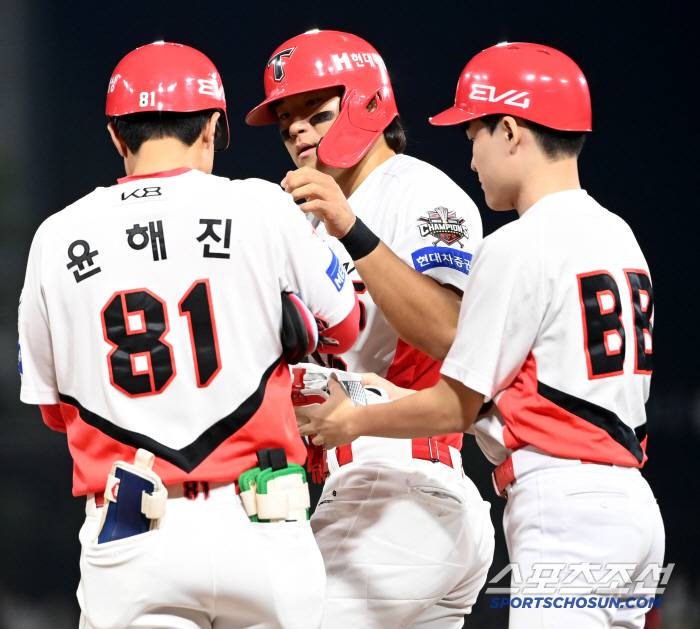 '김도영 혈 뚫었다! 정해영은 고우석 넘어 역사 썼다' KIA, 롯데 5…