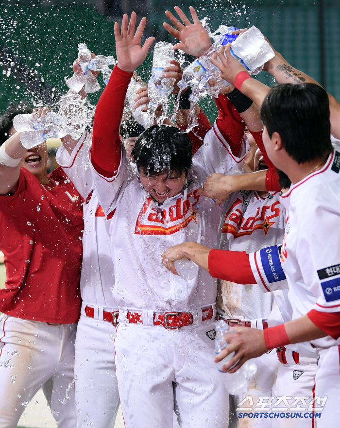[현장 인터뷰]KBO 최초 500홈런의 전설 