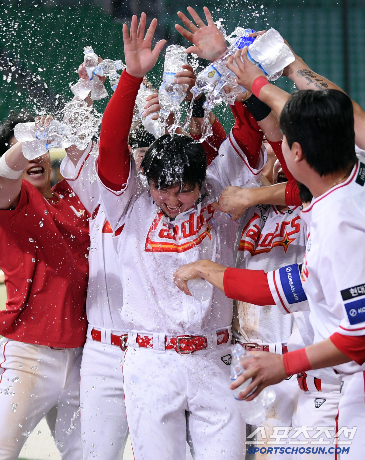 [현장 인터뷰]KBO 최초 500홈런의 전설 "너무 후련하다, 해외 진출…